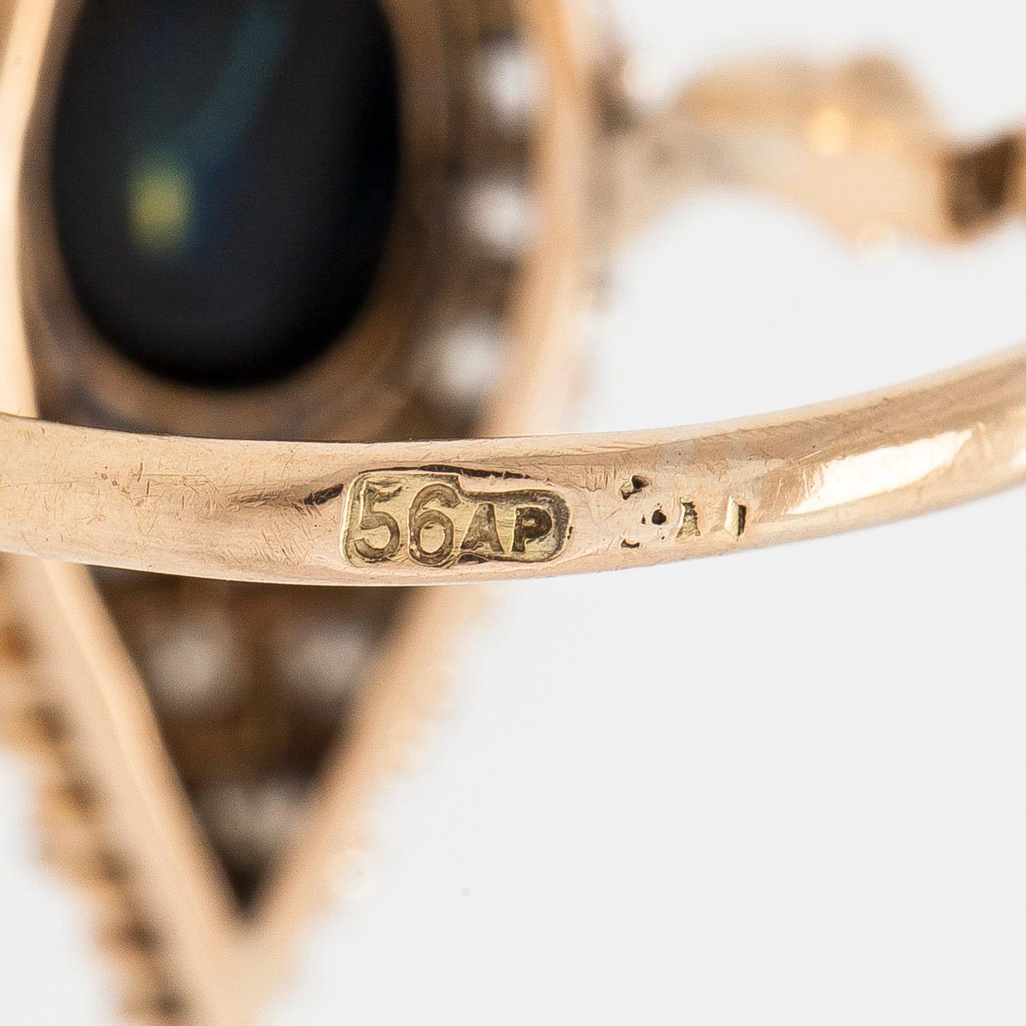 Ring, 14K guld, gammalslipade diamanter och safir, kontrollmästar stämpel AP, Ryssland, omkring 1900.