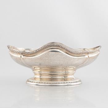 A Swedish Art Nouveau silver jardinière, mark of CF Carlman, Stockholm 1912.