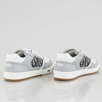 Christian Dior, sneakers, size 44.