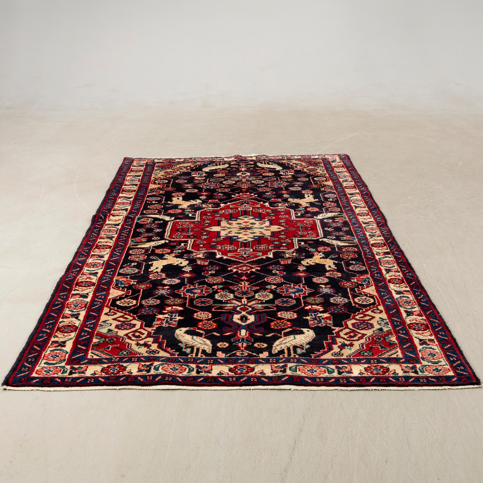 Oriental rug old approx. 293x160 cm.