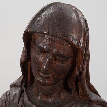A Baroque wooden sculpture, 17th/18th century.