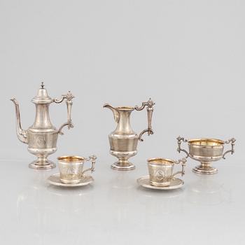 An Austro-Hungarian silver coffee service, Vienna 1867-1922 (5 pieces).
