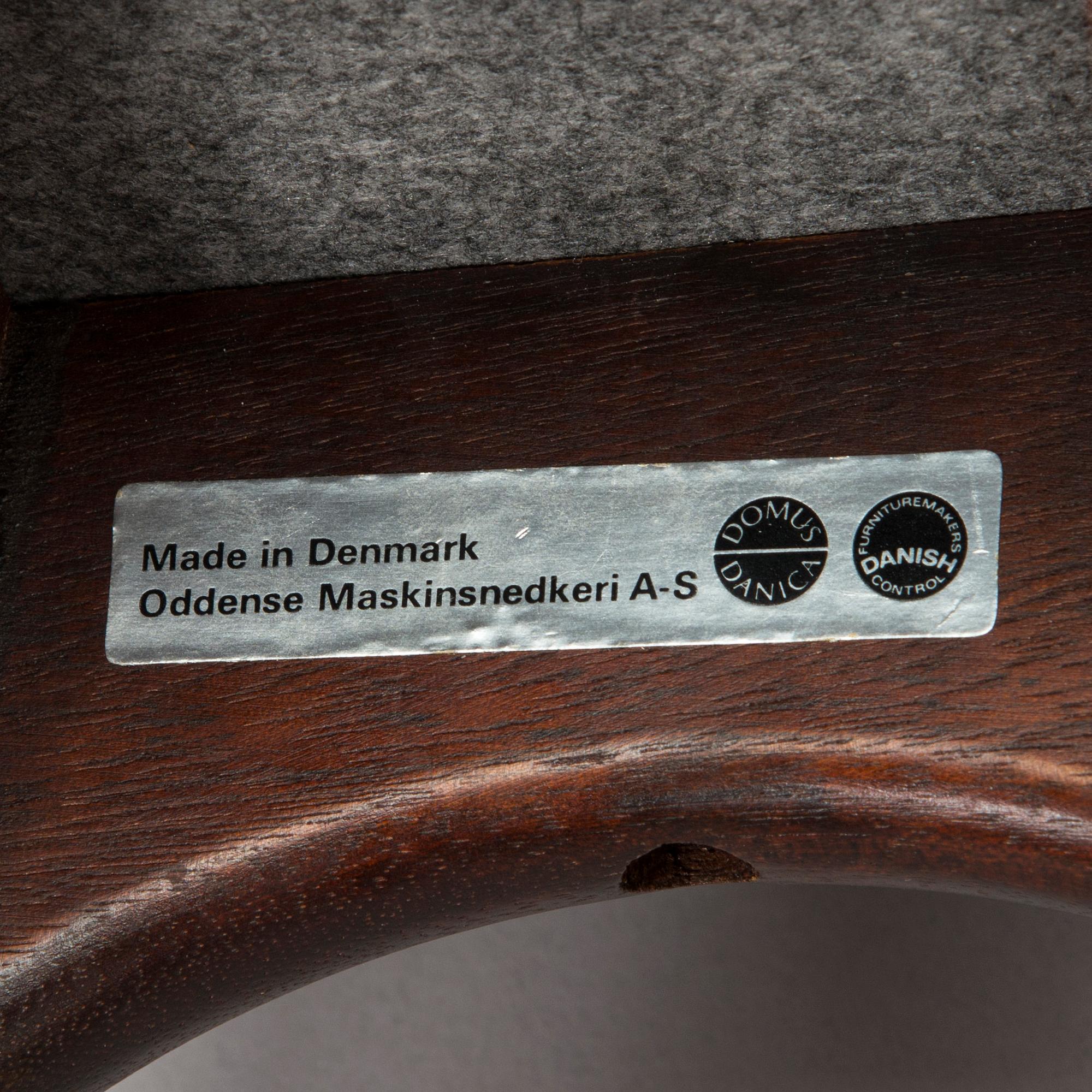 Erik Buch, baarituoli-/baarijakkarpari, "OD-61", Odense Maskinsnedkeri A-S, Tanska, 1960-luku.