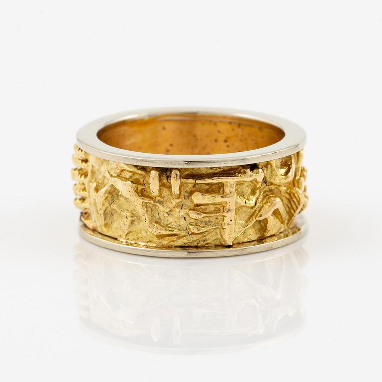 Arnaldo Pomodoro, attributed to, a ring, 18K gold.