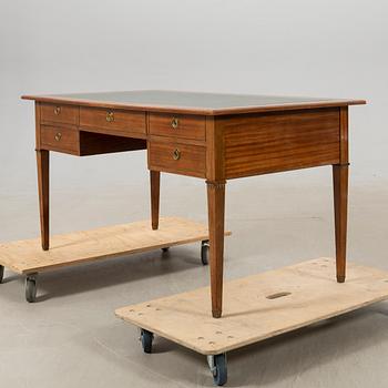 Skrivbord Gustaviansk stil 1900-talets första hälft.