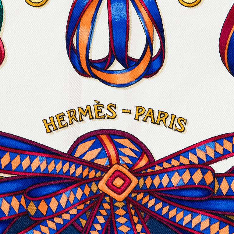 Hermès, huivi, "Les Rubains du Cheval".