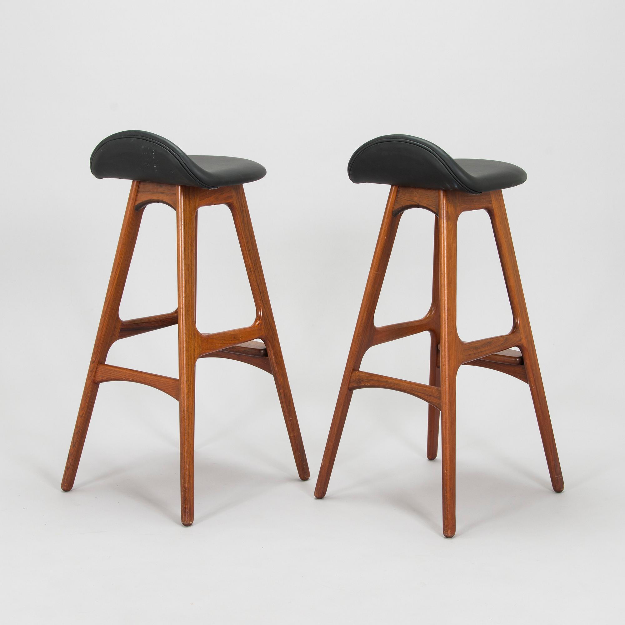 Erik Buch, baarituoli-/baarijakkarpari, "OD-61", Odense Maskinsnedkeri A-S, Tanska, 1960-luku.