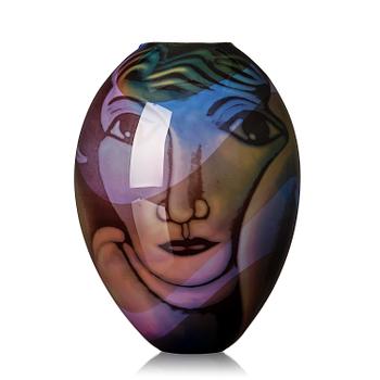 19. Eva Englund, vas, graal, glas, Orrefors 1986.