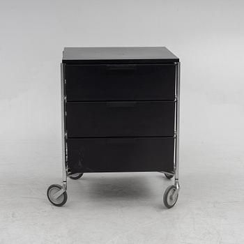 Antonio Citterio & Oliver Löw, Hurts/byrå, "Mobil" för Kartell.