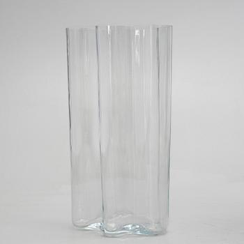 Alvar Aalto, golvvas, glas, Ittala, Finland, ed 12/1998.