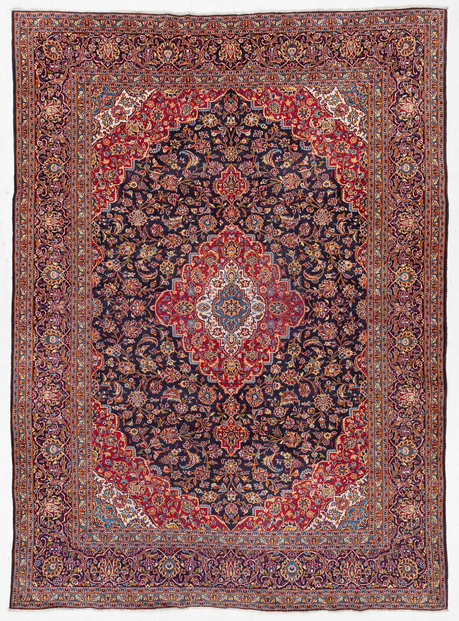 Matta, Keshan, ca 400 x 295 cm.