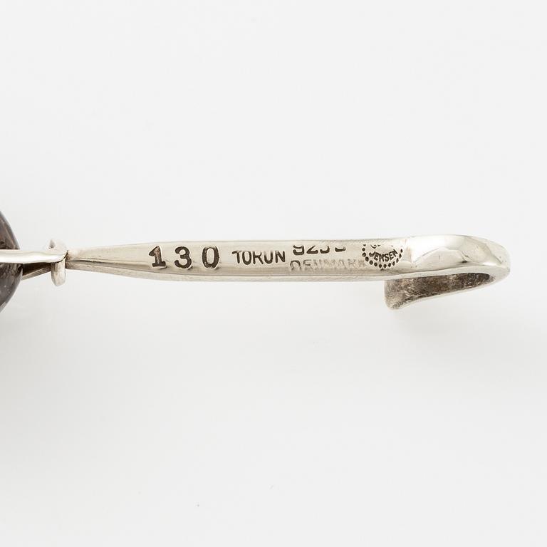 Vivianna Torun Bülow-Hübe, a bracelet with pendant, sterling silver and smoky quartz, for Georg Jensen.