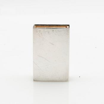 Wiwen Nilsson, Fodral av sterlingsilver till tändsticksask, Lund 1959.