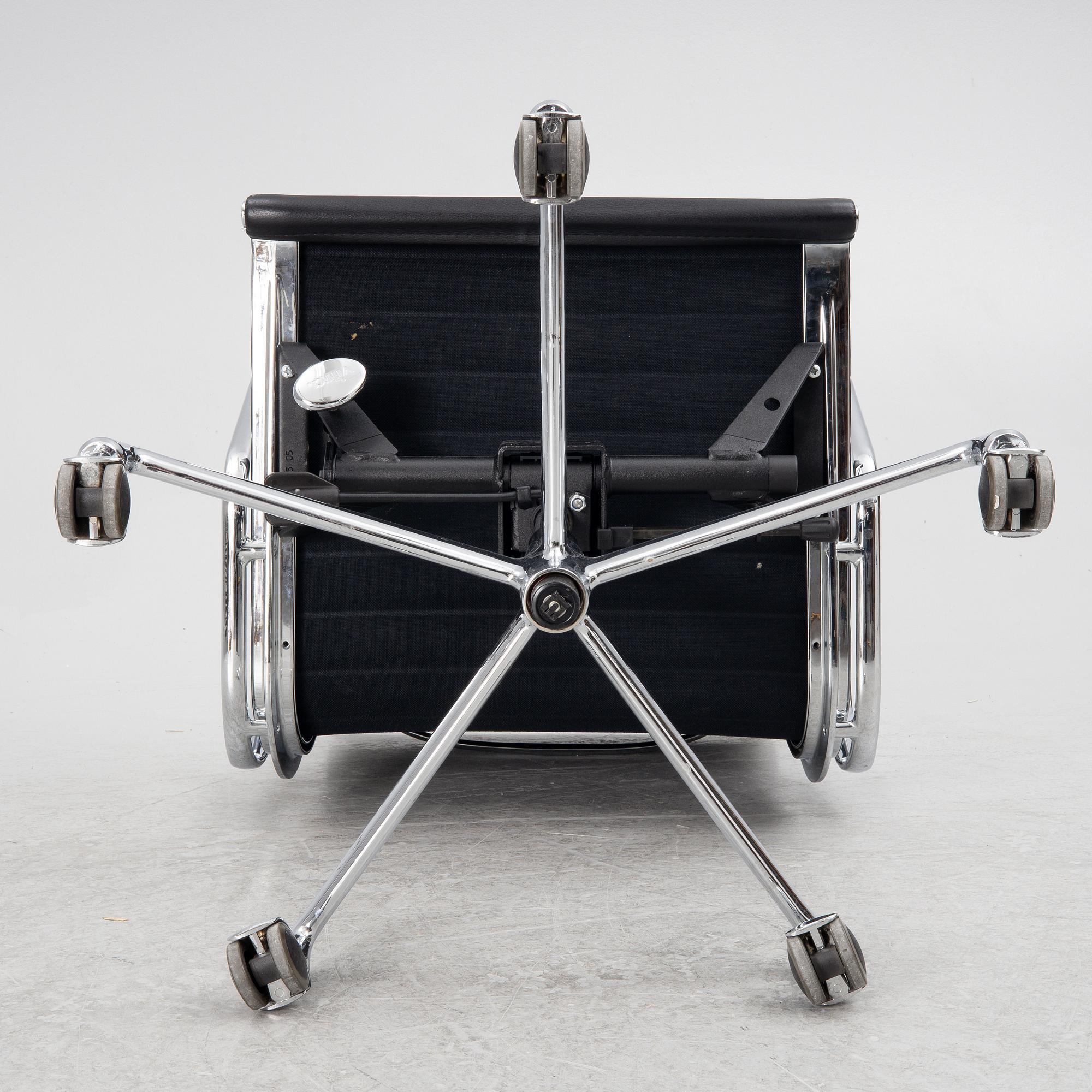 Charles & Ray Eames, kontorsstol, "EA117", Vitra.