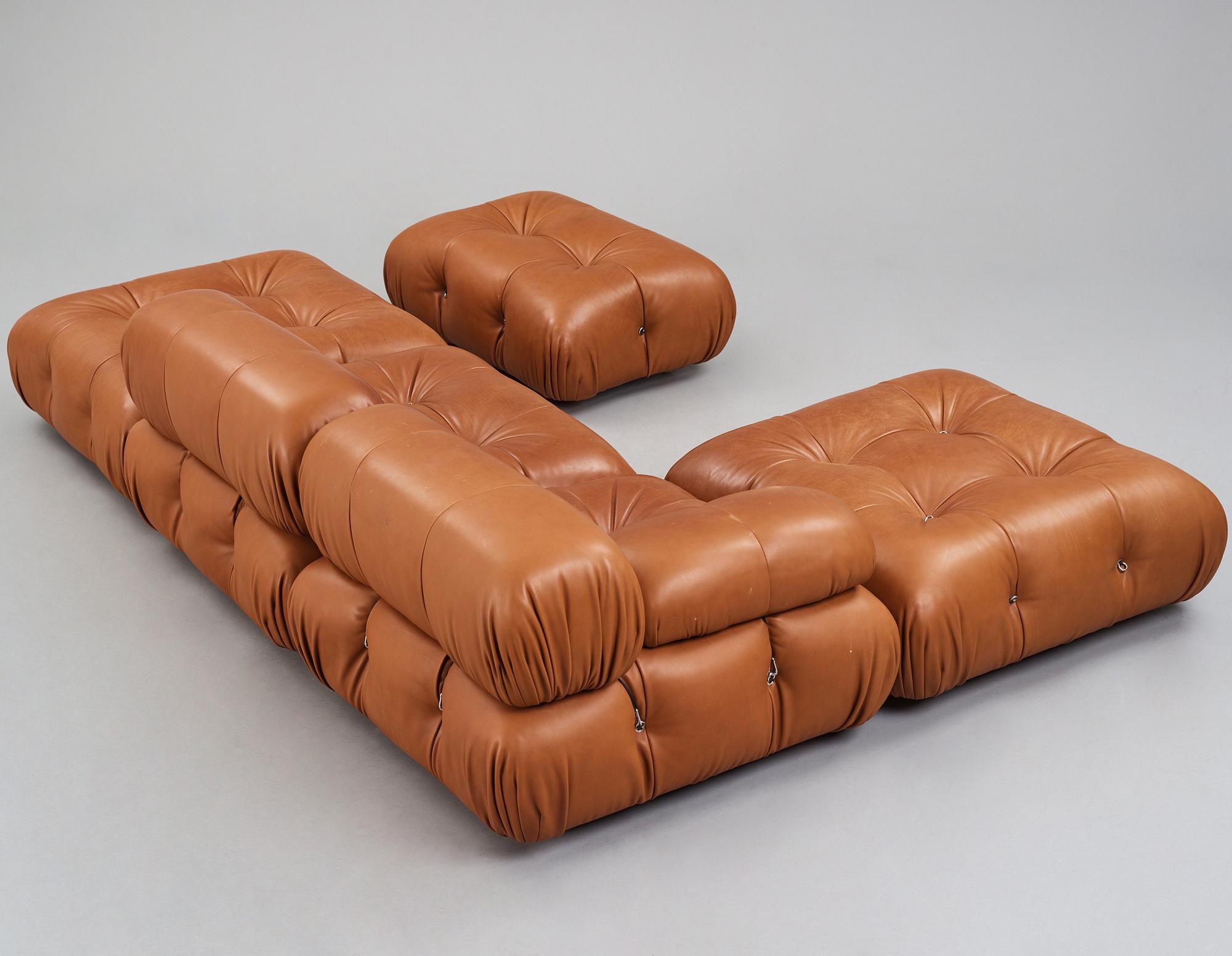 Mario Bellini, modulsoffa, "Camaleonda", B&B Italia, ca 2020.