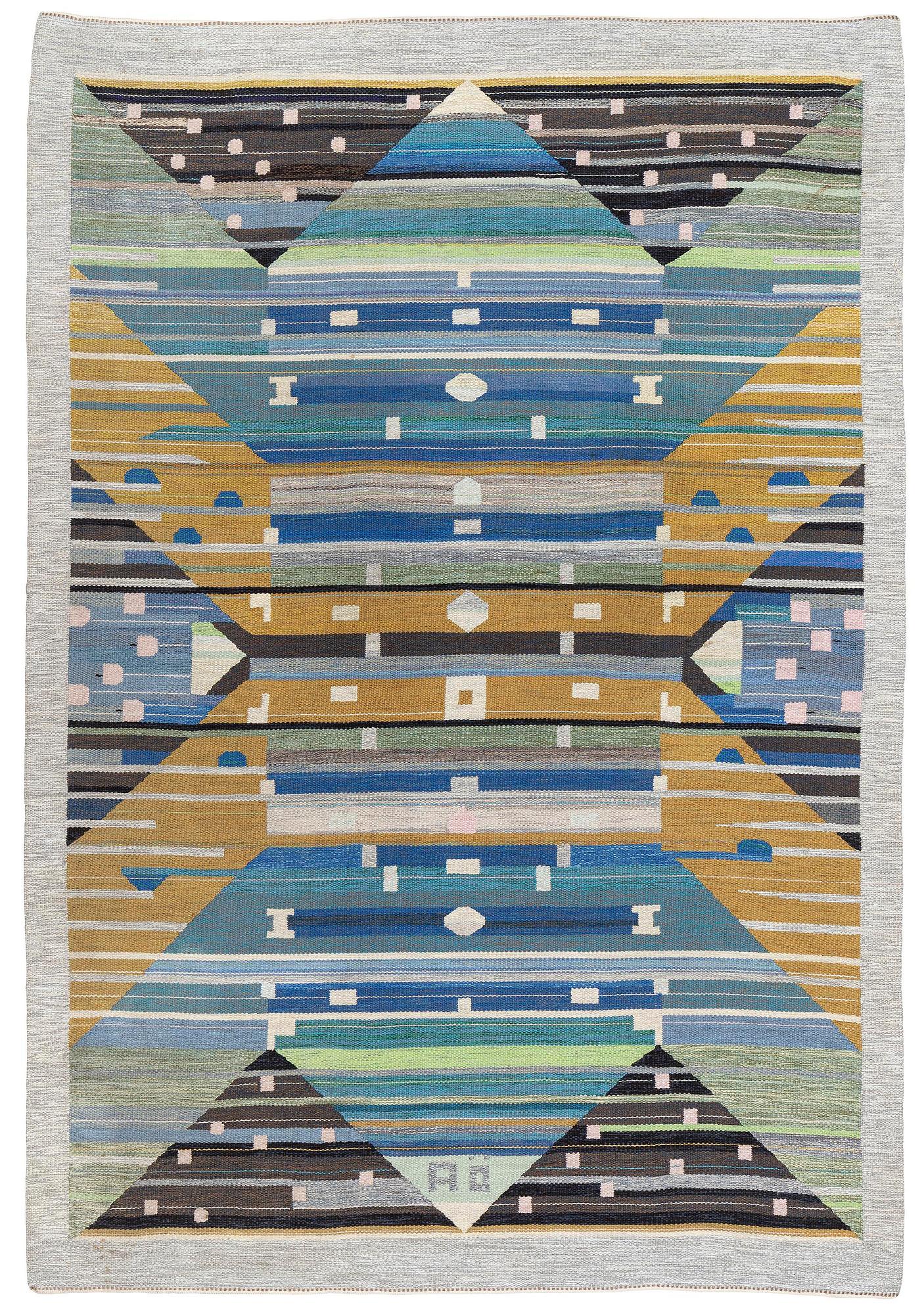 Agda Österberg, matta, "Matta 232" eller variant av den, rölakan och gobelängteknik, ca 352 x 240 cm, signerad AÖ.