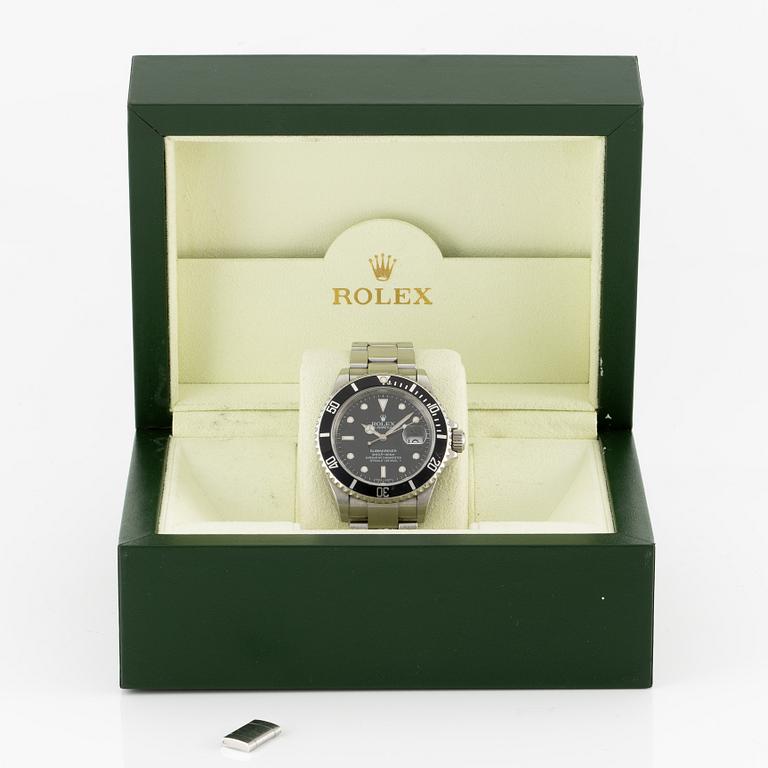 Rolex, Oyster Perpetual Date, Submariner, wristwatch, 40 mm.