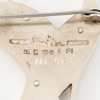 Wiwen Nilsson, a brooch, silver, in the form of a pair of birds, Lund 1954.