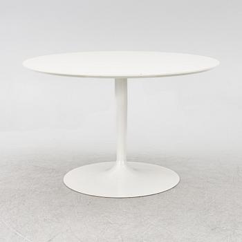 A dining table, Calligaris, Italy, 21st century.