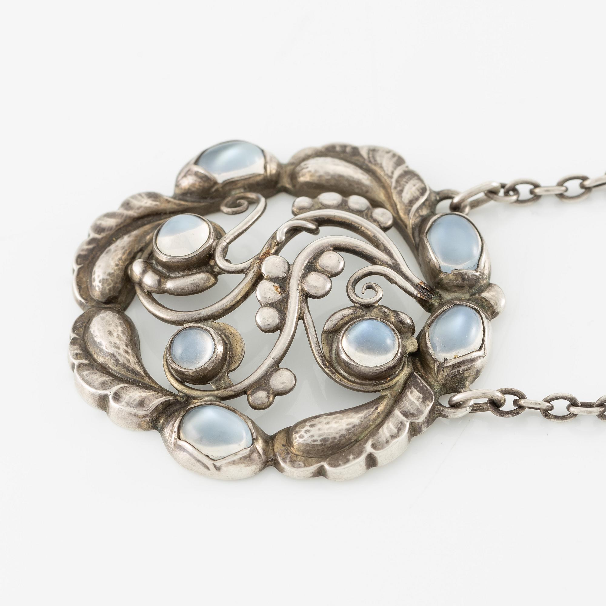 Georg Jensen, necklace in silver with cabochon-cut moonstones.