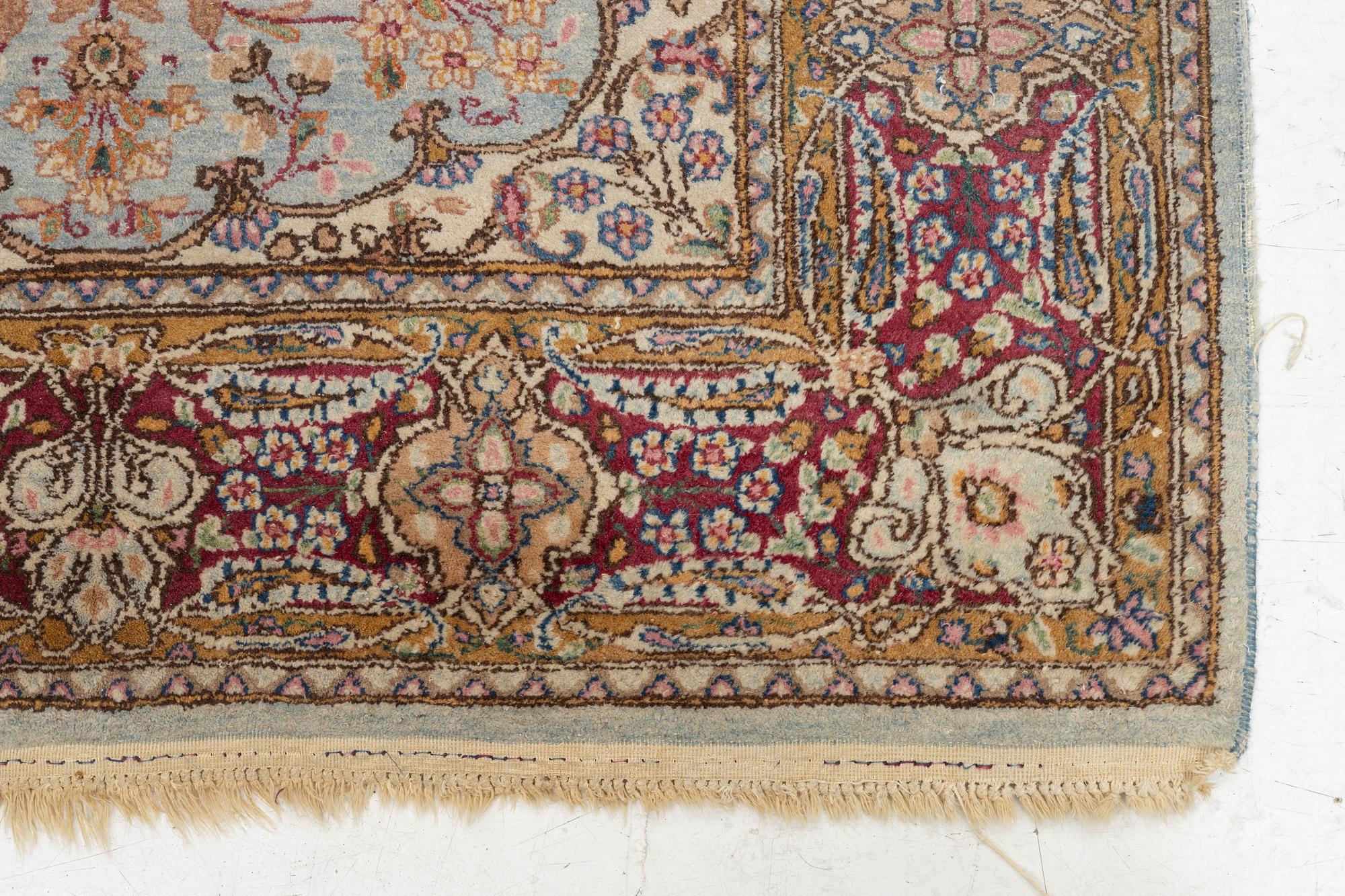 Carpet, Oriental Figural, approx. 205 x 117 cm.