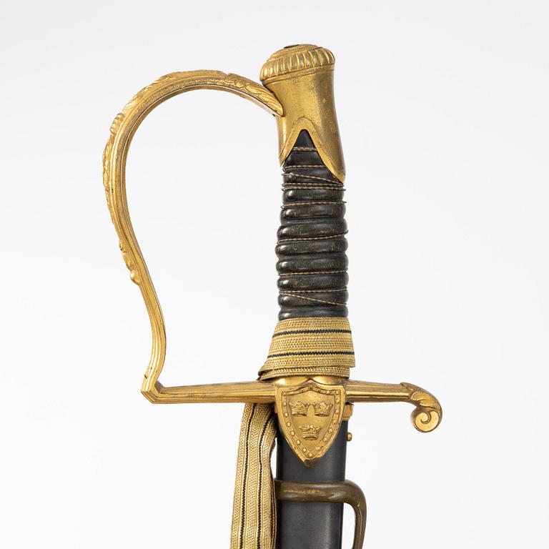 Sabel, svensk, m/1889 för artilleriofficer, med balja.