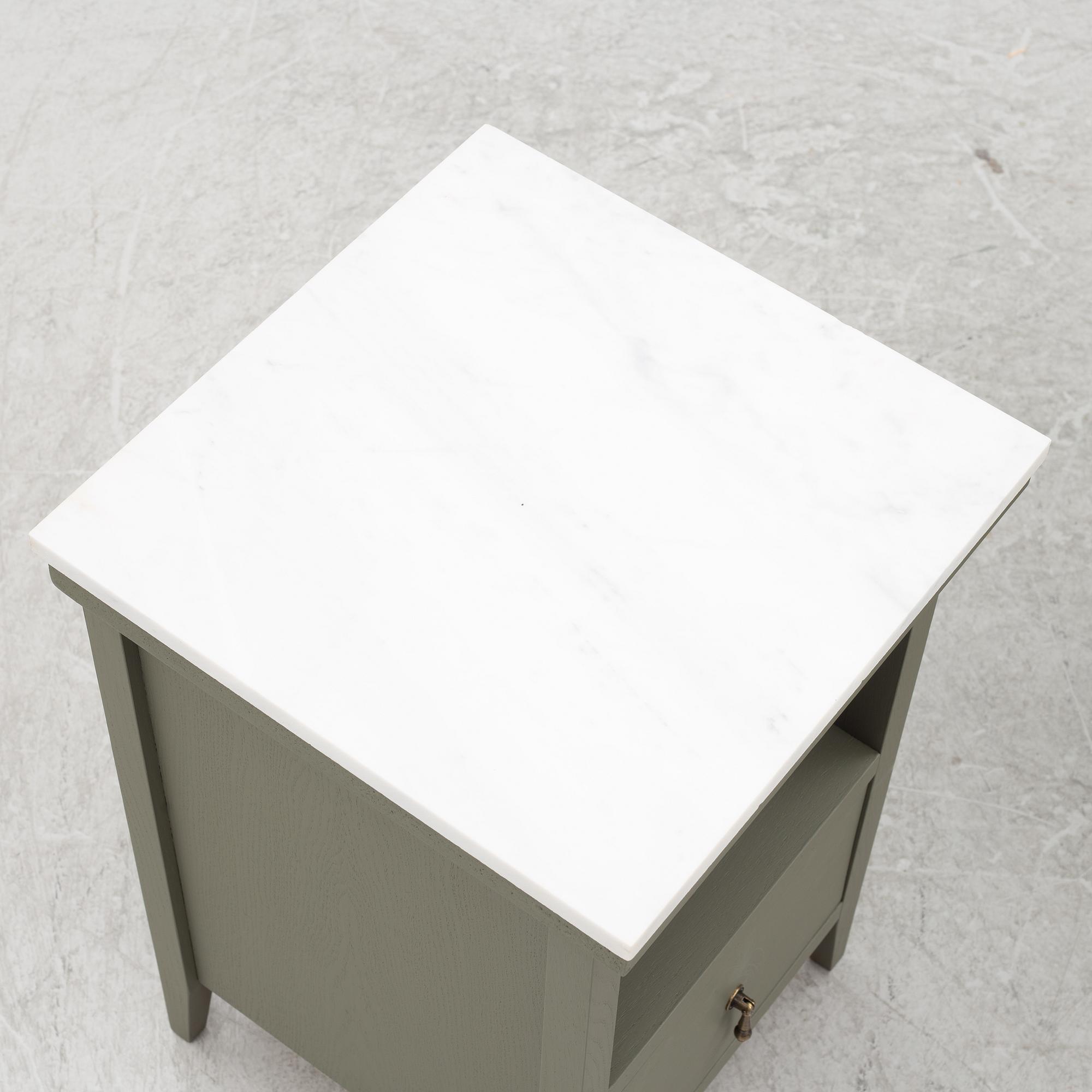 A pair of bedside tables, second half of the 20th century.