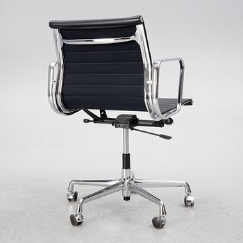 Charles & Ray Eames, kontorsstol, "EA117", Vitra.