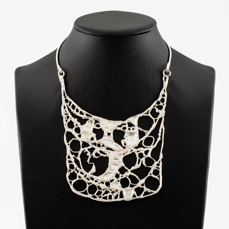 Lars Arby, collier, sterlingsilver, Göteborg 1976.