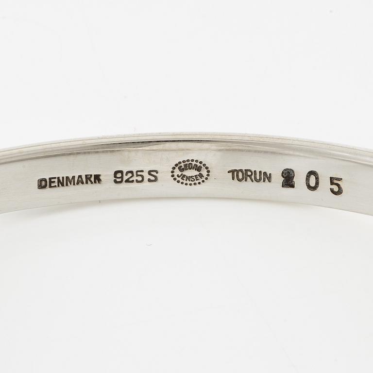 Vivianna Torun Bülow-Hübe, a bracelet with pendant, sterling silver and smoky quartz, for Georg Jensen.