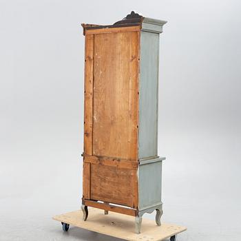 A cabinet, early 20th century.