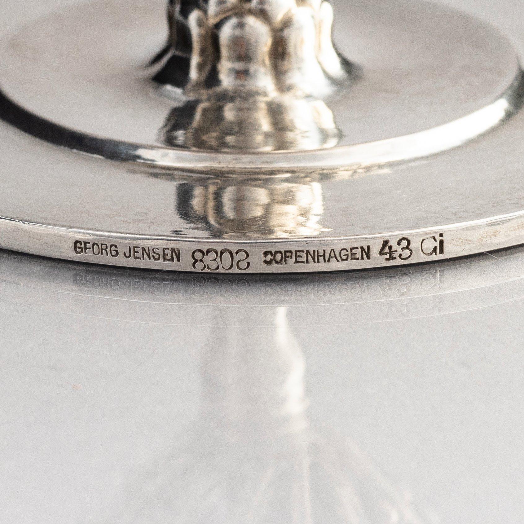 Johan Rohde, a lidded sterling silver bowl on a stem, Copenhagen 1904-14, design nr 43.