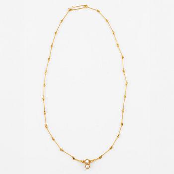 Björn Weckström, collier "cheek to cheek" 18K guld med pärlor. Lapponia 1992.