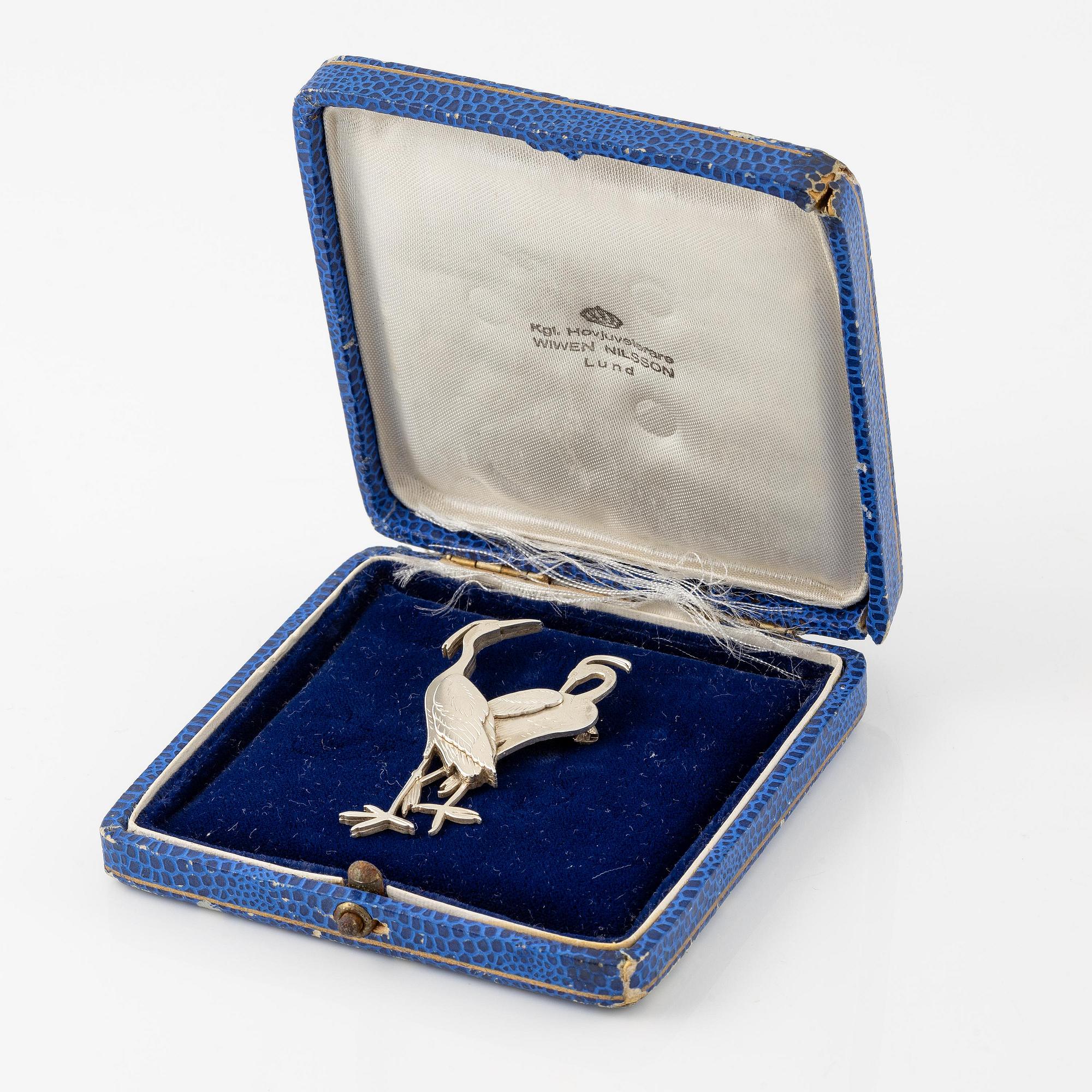 Wiwen Nilsson, a brooch, silver, in the form of a pair of birds, Lund 1954.