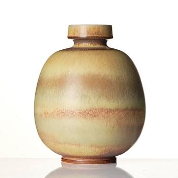 Berndt Friberg, a stoneware vase, Gustavsberg Studio, Sweden 1967.
