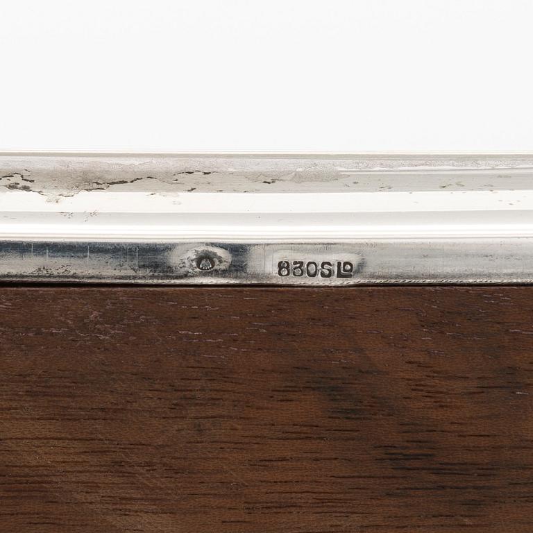 Cigarrskrin, silver, Brødrene Lohne, Bergen, med finska importstämpel, 1900-talets första hälft.